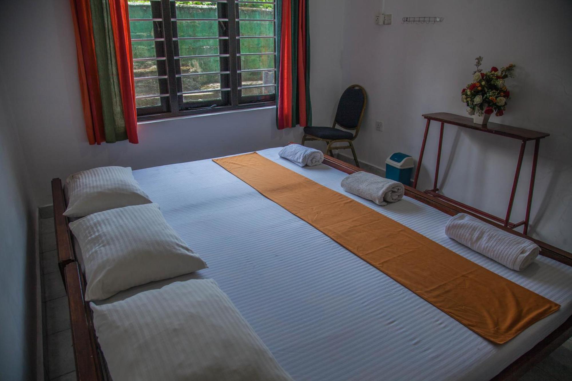 Antique Tourist Lodge Kandy Extérieur photo