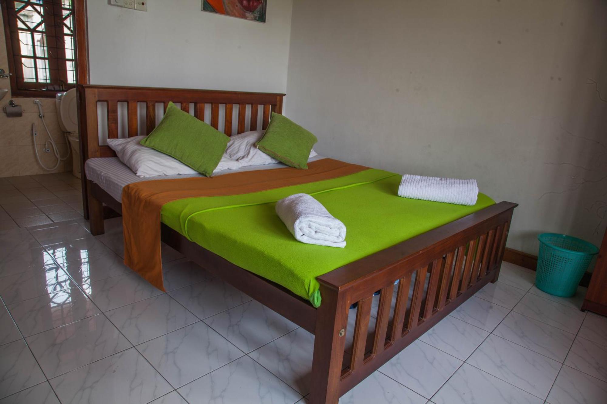 Antique Tourist Lodge Kandy Extérieur photo